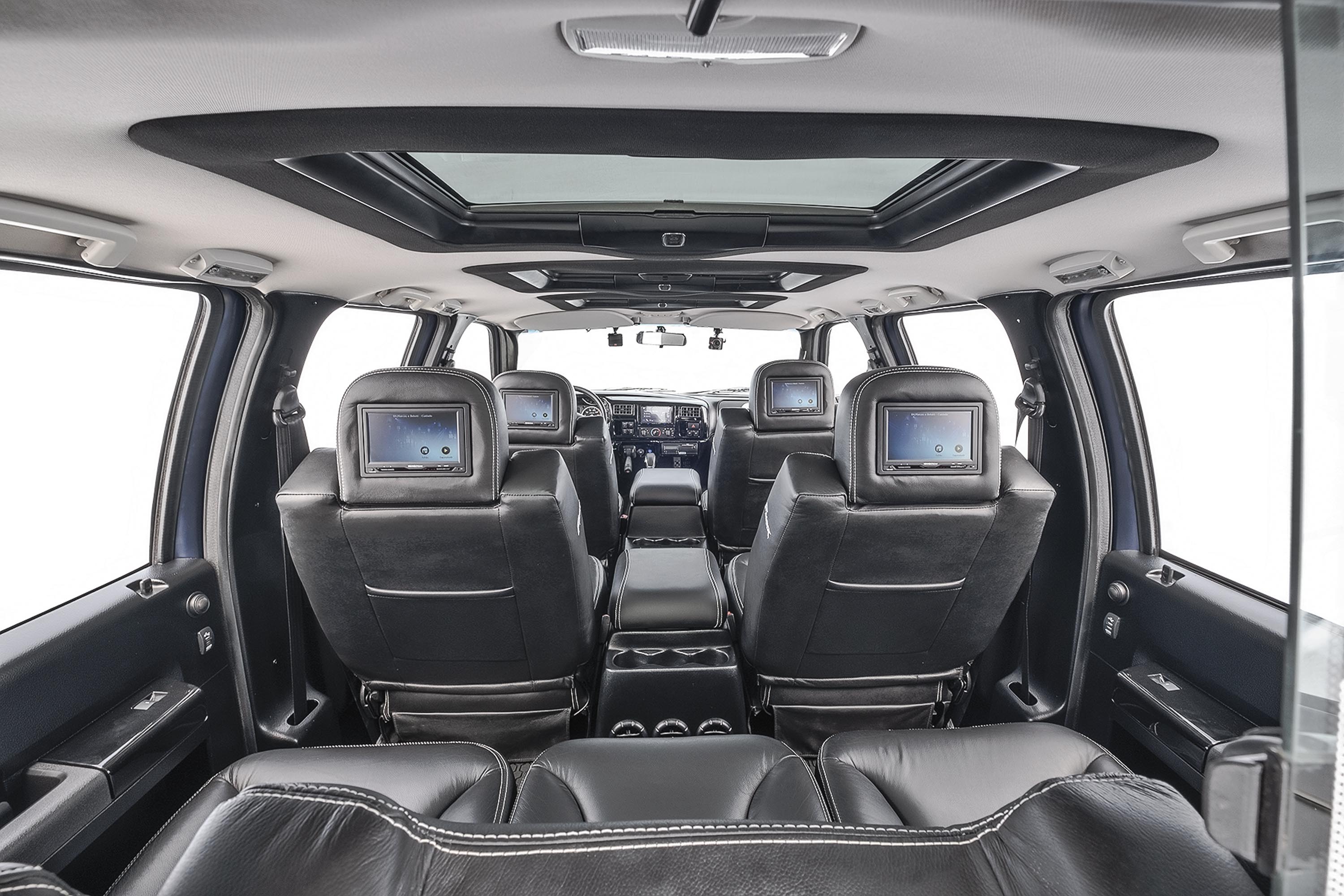 Ford F-Maxx Tropical