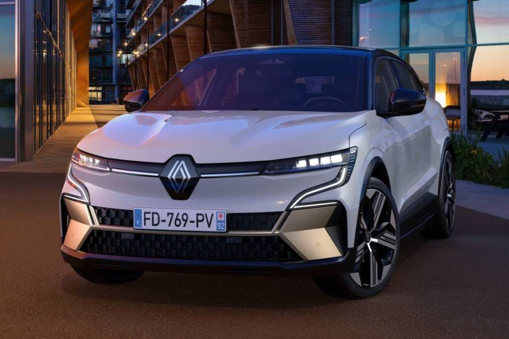 Renault Mégane agora é SUV elétrico e roda quase 500 km sem recarregar