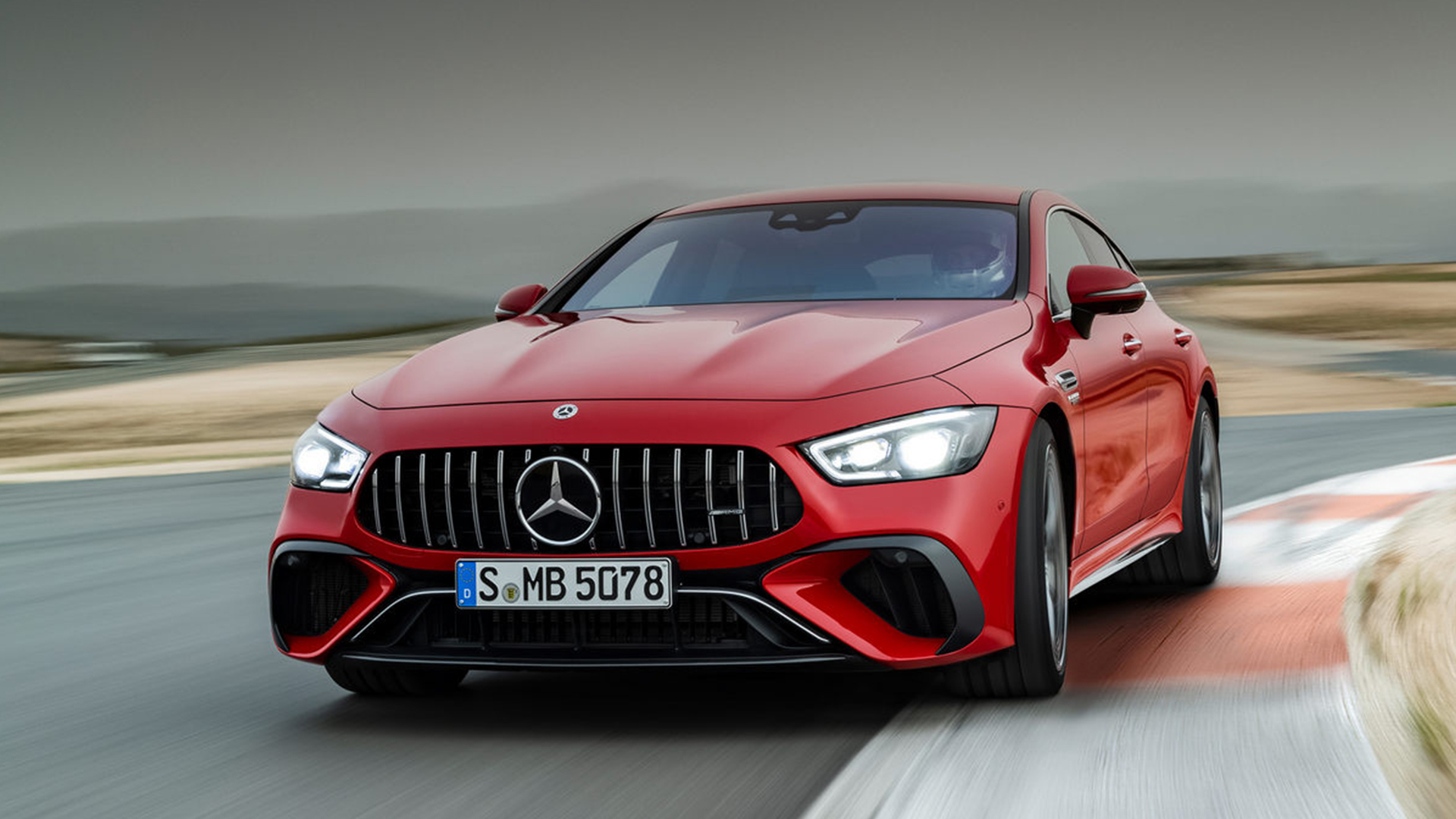 capa mercedes GT