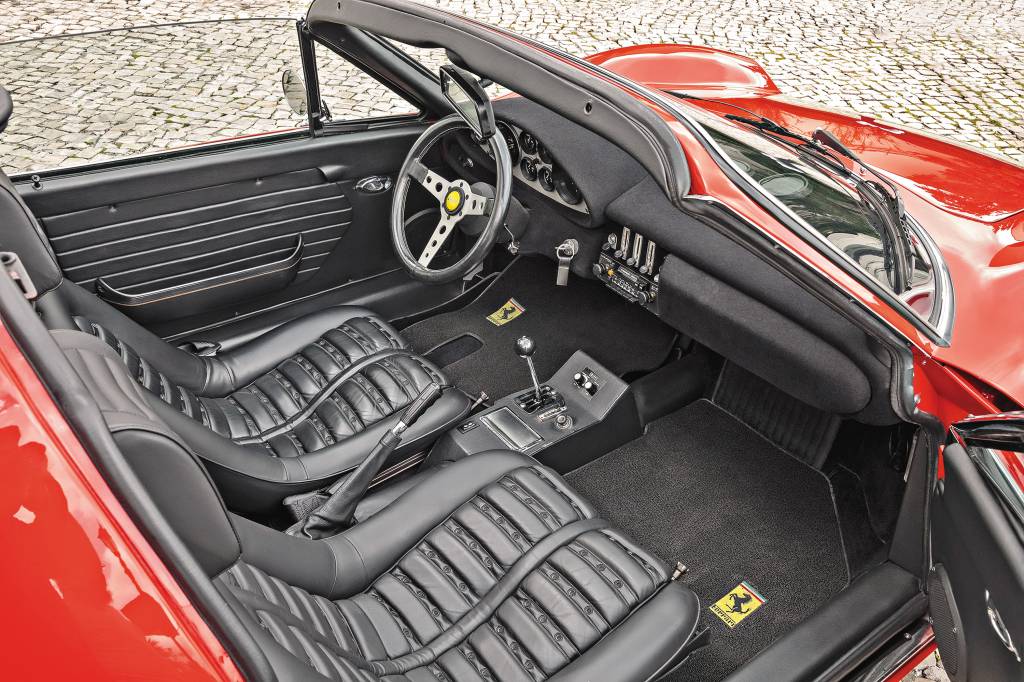 DINO 206 GT / 246 GT DINO 206 GT / 246 GT