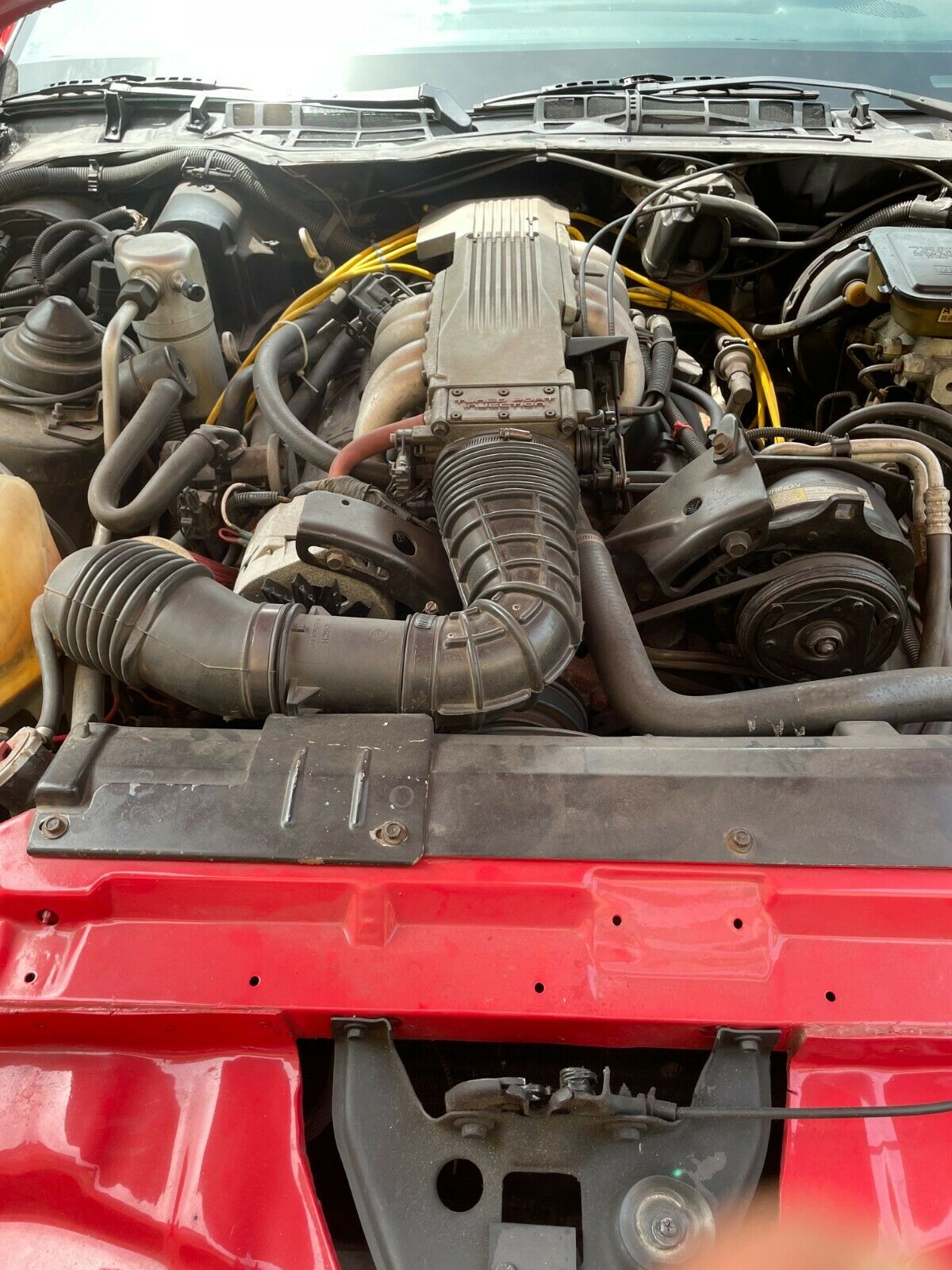 Motor dq réplica de Ferrari com Chevrolet Camaro 85