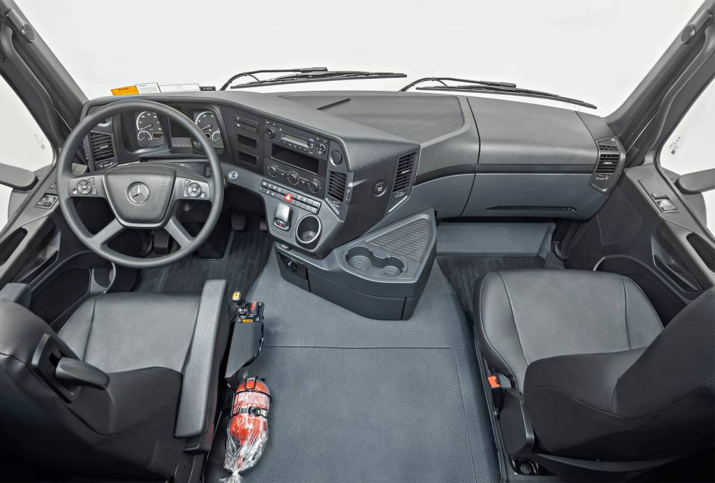 MERCEDES-BENZ AROCS 1 Cabine do Mercedes-Benz Arocs