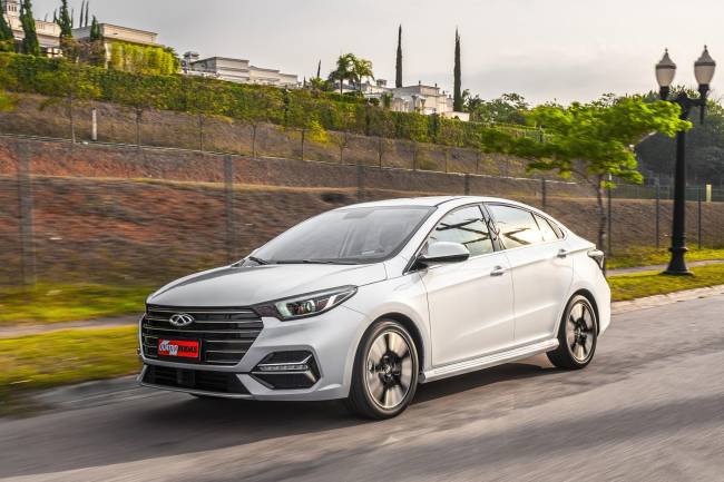 Com visual próprio, Caoa Chery Arrizo 6 Pro estreia por R$ 134.990