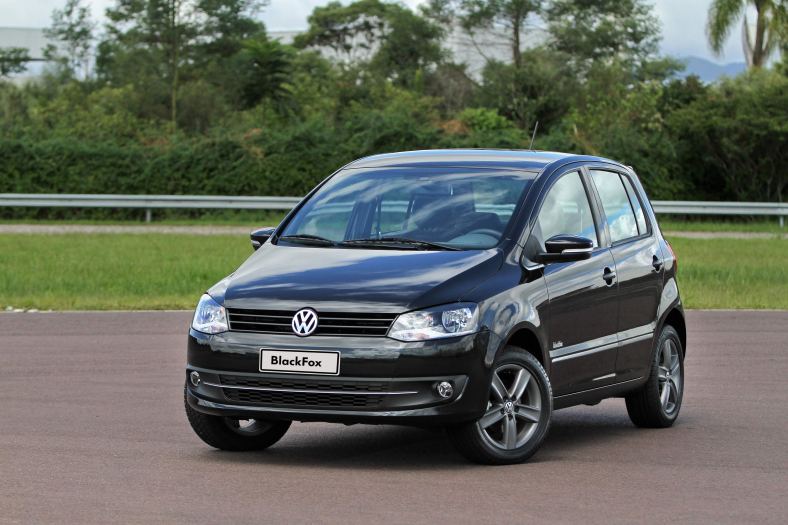 volkswagen-fox-black-fox-2011-03 Volkswagen BlackFox 2011