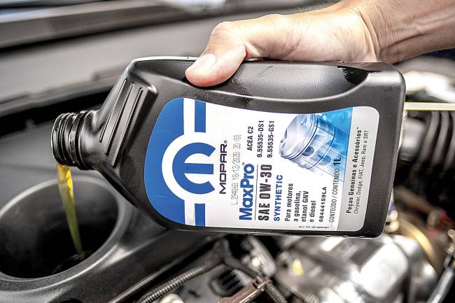 Jeep Compass 1.3 Turbo pede mais óleo antes da primeira revisão