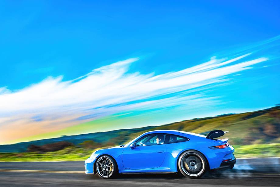 Porsche-911-GT3-2021-PDK-14.jpg?quality=