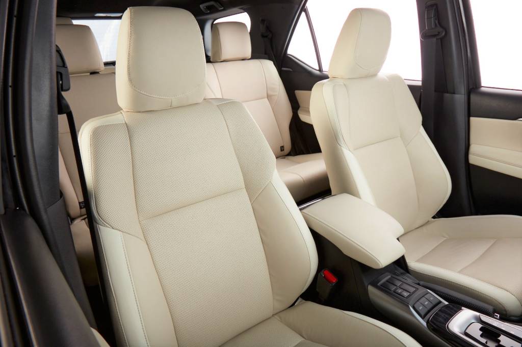 Toyota-SW4-Diamond–17- Toyota SW4