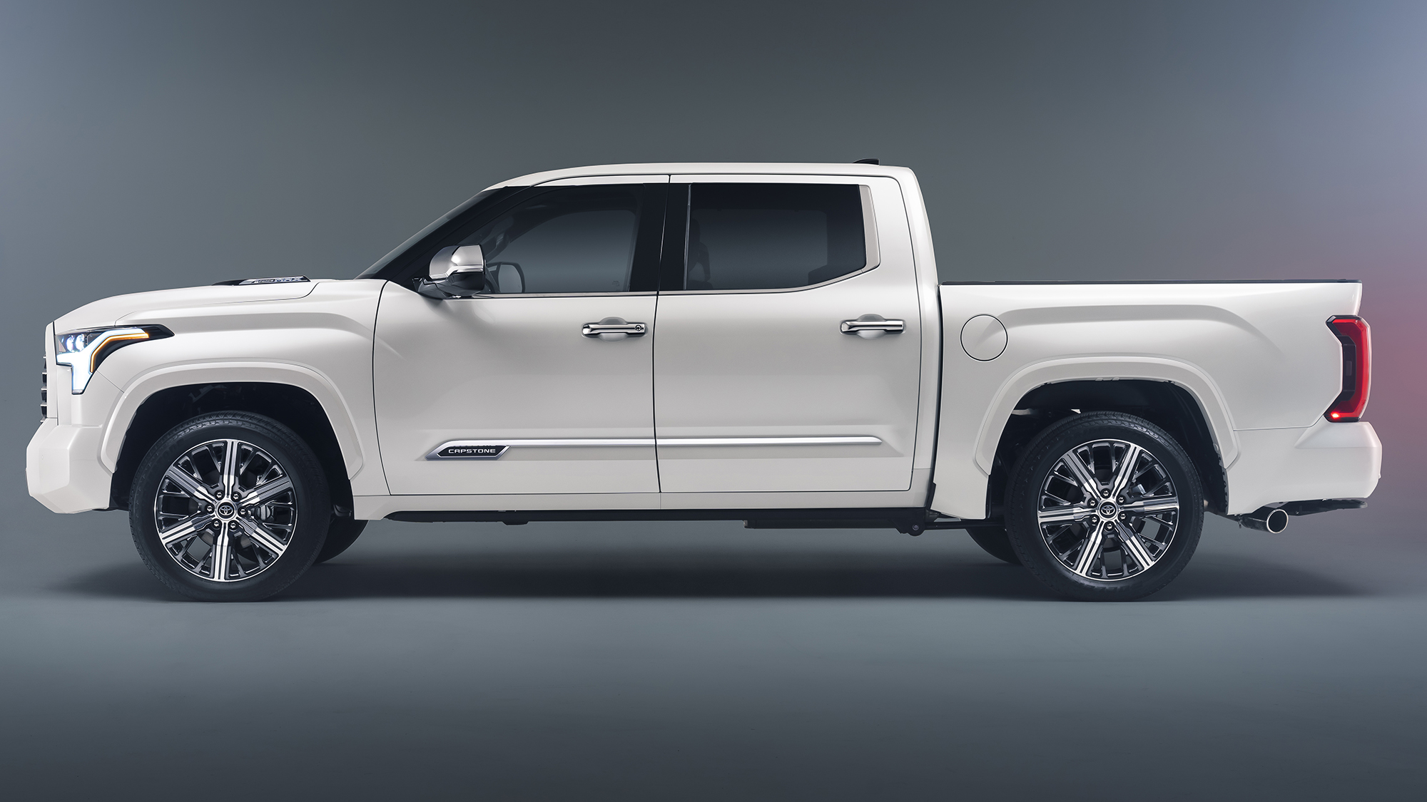 2022_Toyota_Tundra_Capstone_002.jpg