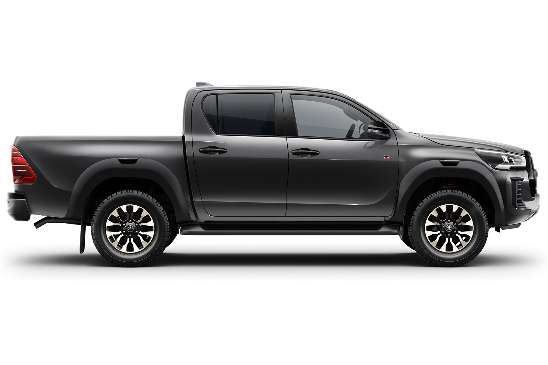 Hilux GR Sport europeia lateral
