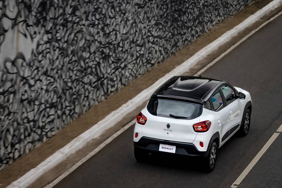 Kwid-Intense-biton11.jpg?quality=70&stri