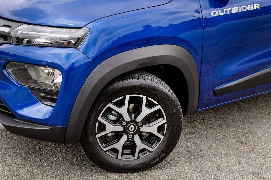 Kwid-Outsider14.jpg?quality=70&strip=inf