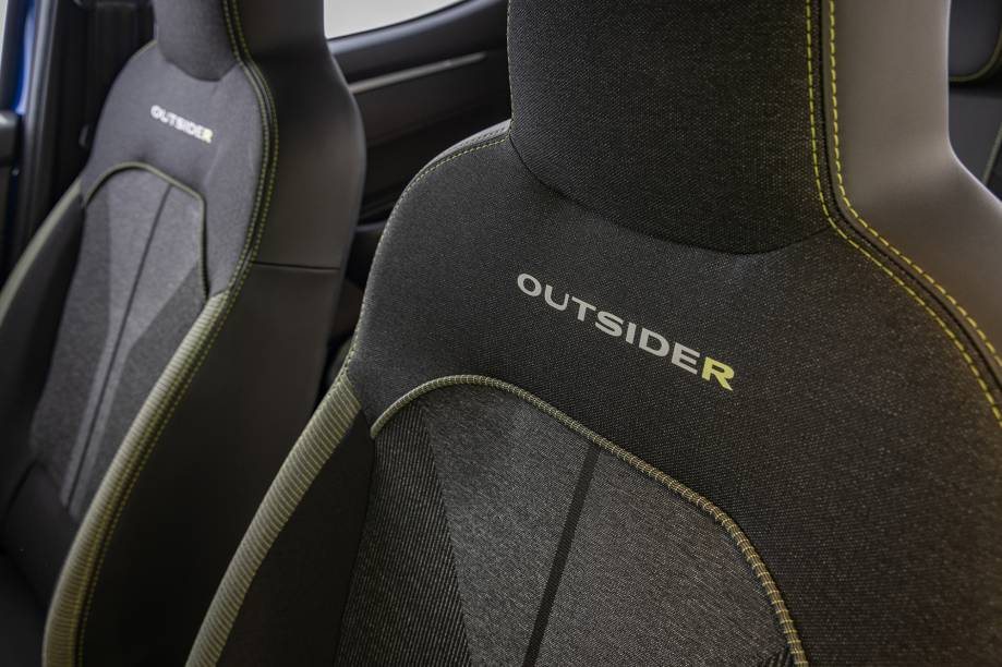 Kwid-Outsider32-1.jpg?quality=70&strip=i