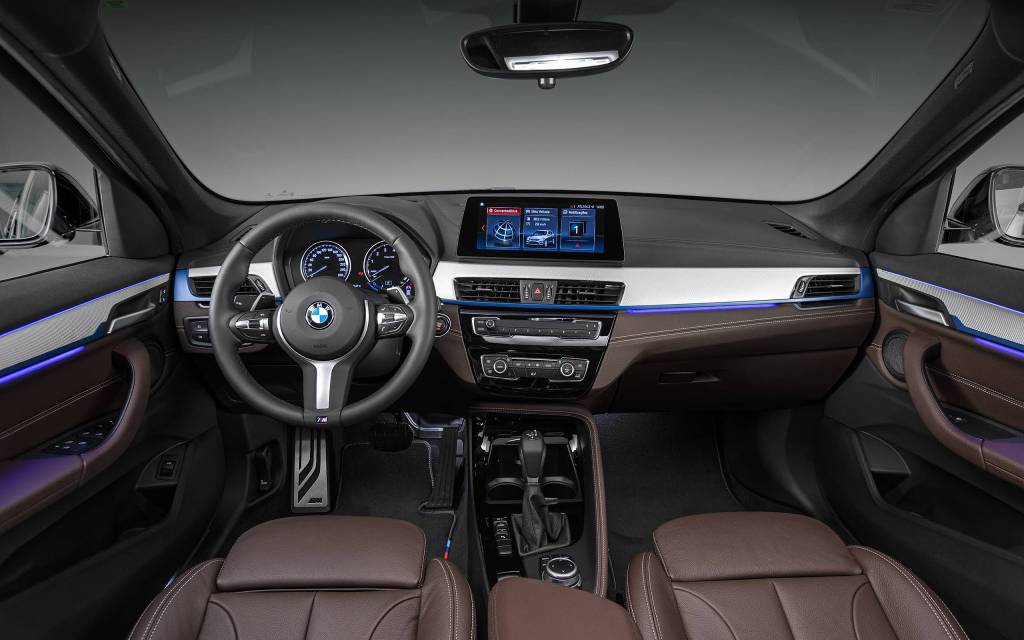 BMW-X1-2021