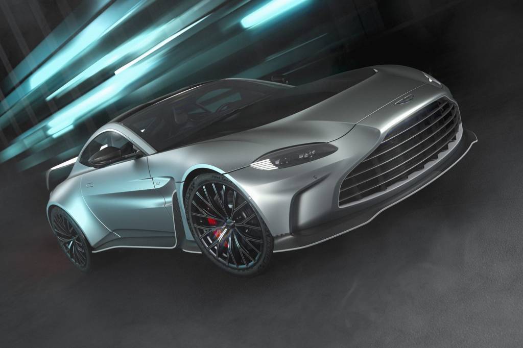 Aston-Martin-V12-Vantage