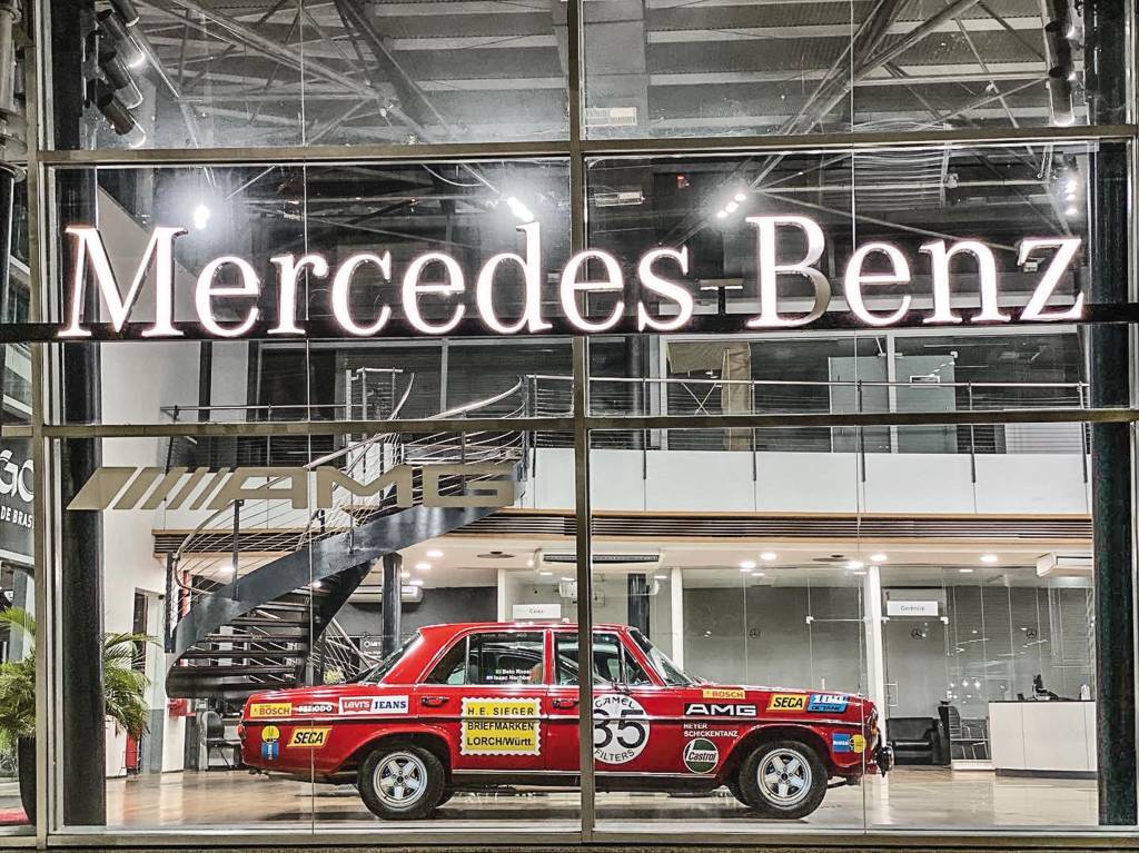 AMG REDPIG Replica AMG REDPIG Replica