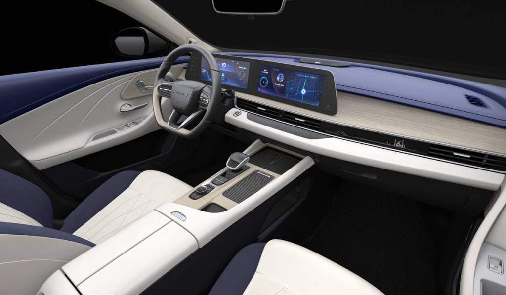 Chery Arrizo 8 (1) Interior do Arrizo 8 será uma versão mais luxuosa do que vem sendo aplicado na linha Tiggo brasileira