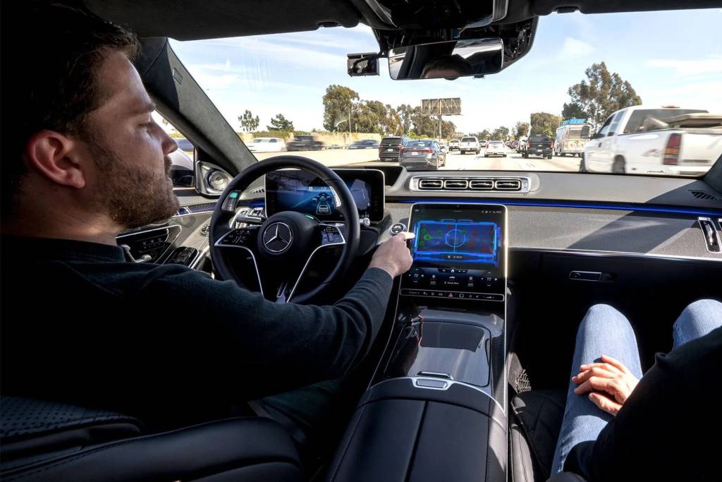 Mercedes-Drive-Pilot Drive pilot Mercedes