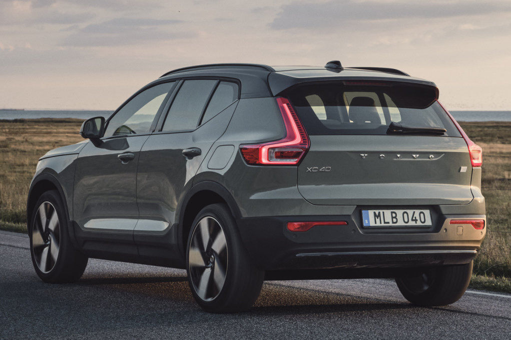 volvo_xc40_recharge_twin_70_049f0380058b041d volvo_xc40_recharge_twin_2022