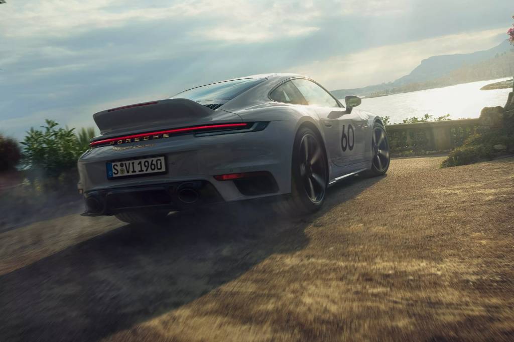 2023-porsche-911-sport-classic