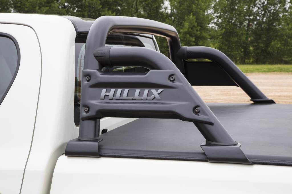 Hilux-GR-S-4