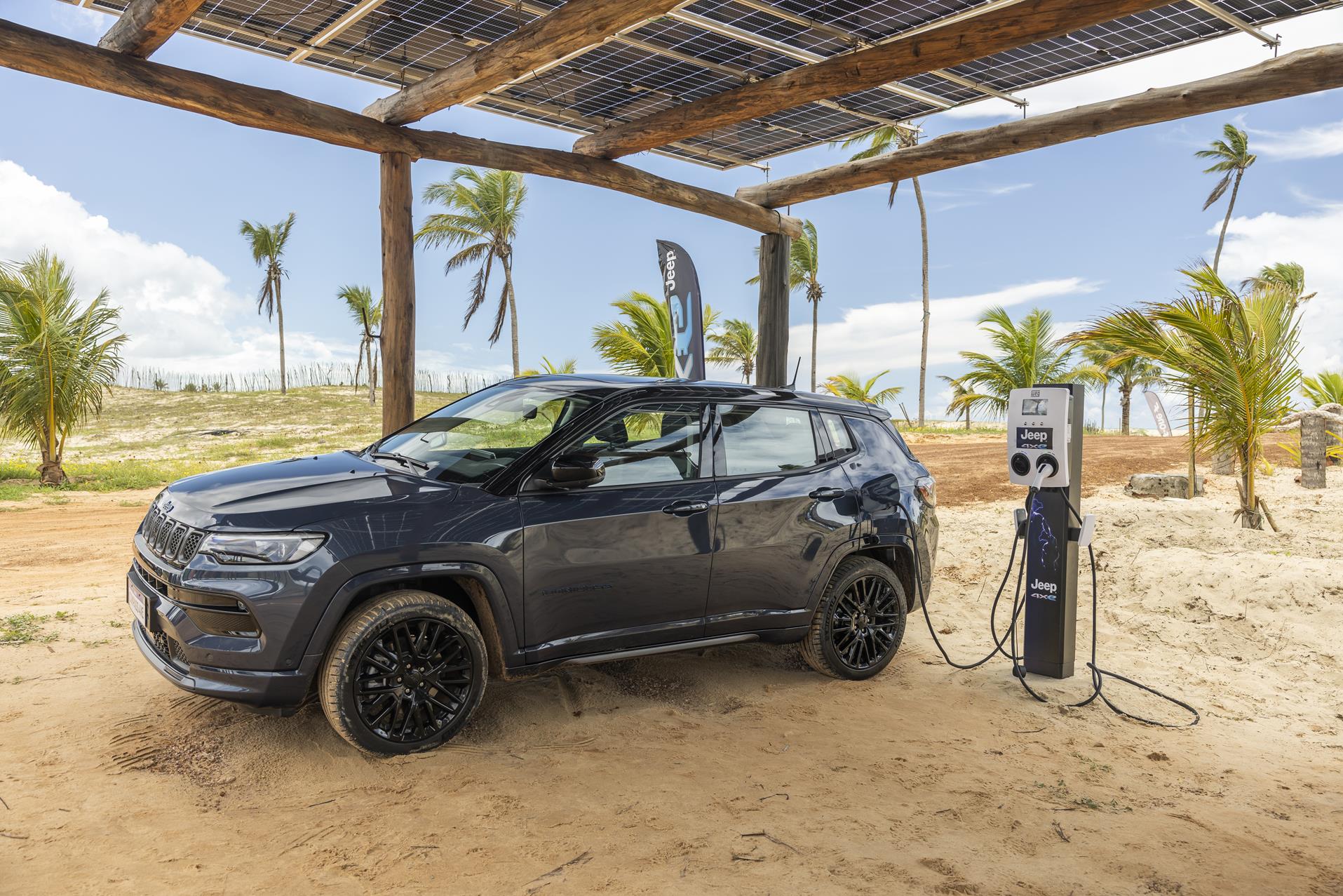 Jeep Compass 4XE 2022 Brasil