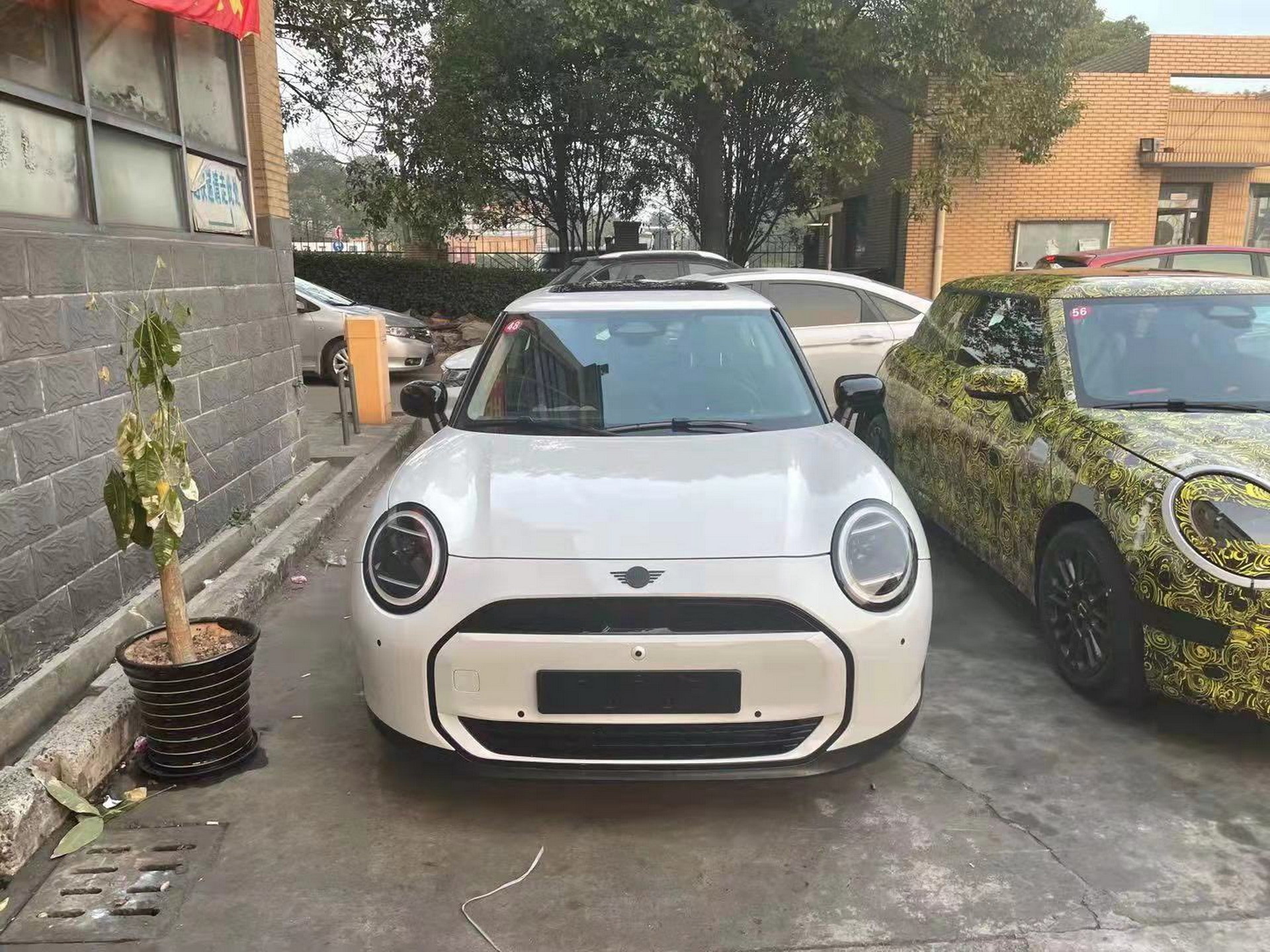 MINI-Cooper-S-EV-Leak-1.jpg