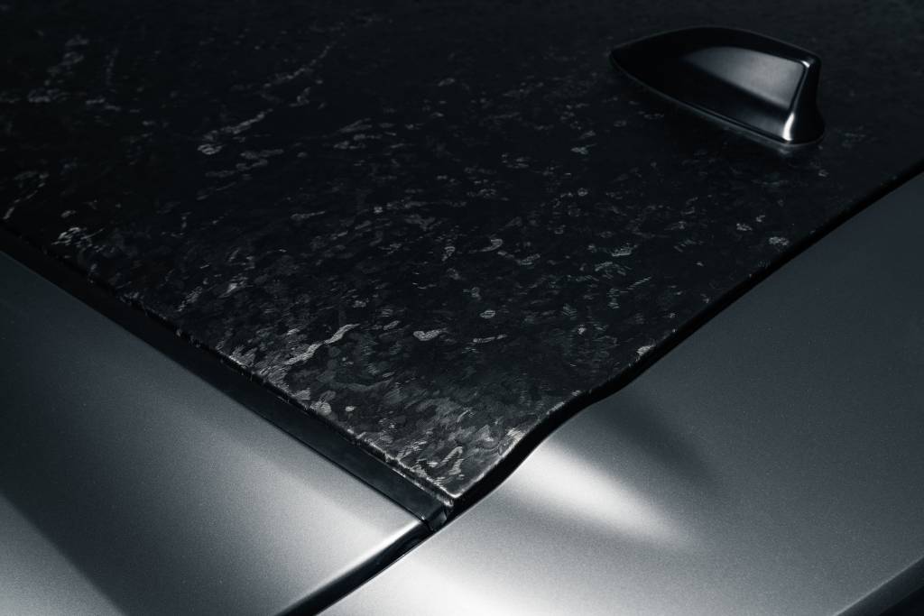 Toyota GR Corolla (8) Teto é feito com fibra de carbono