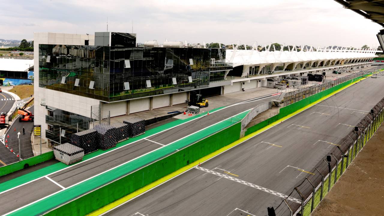 Boxes do Autódromo de Interlagos