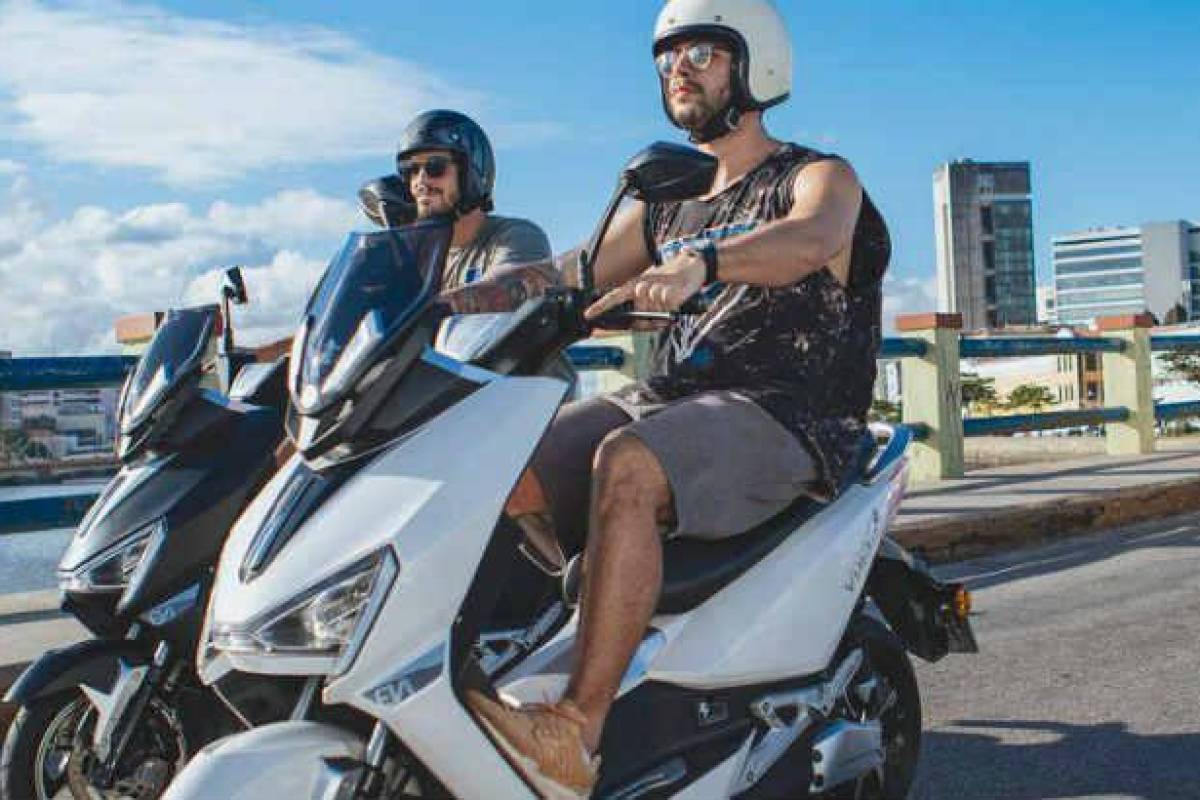 Venda de motos elétricas dispara em 2022