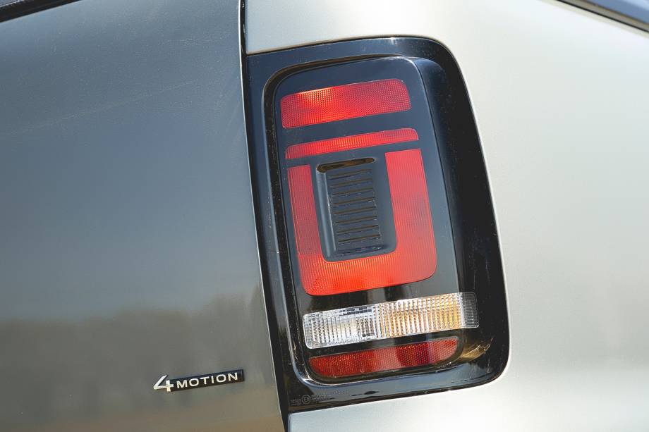 Volkswagen-Amarok-2025-extreme-safer-tag