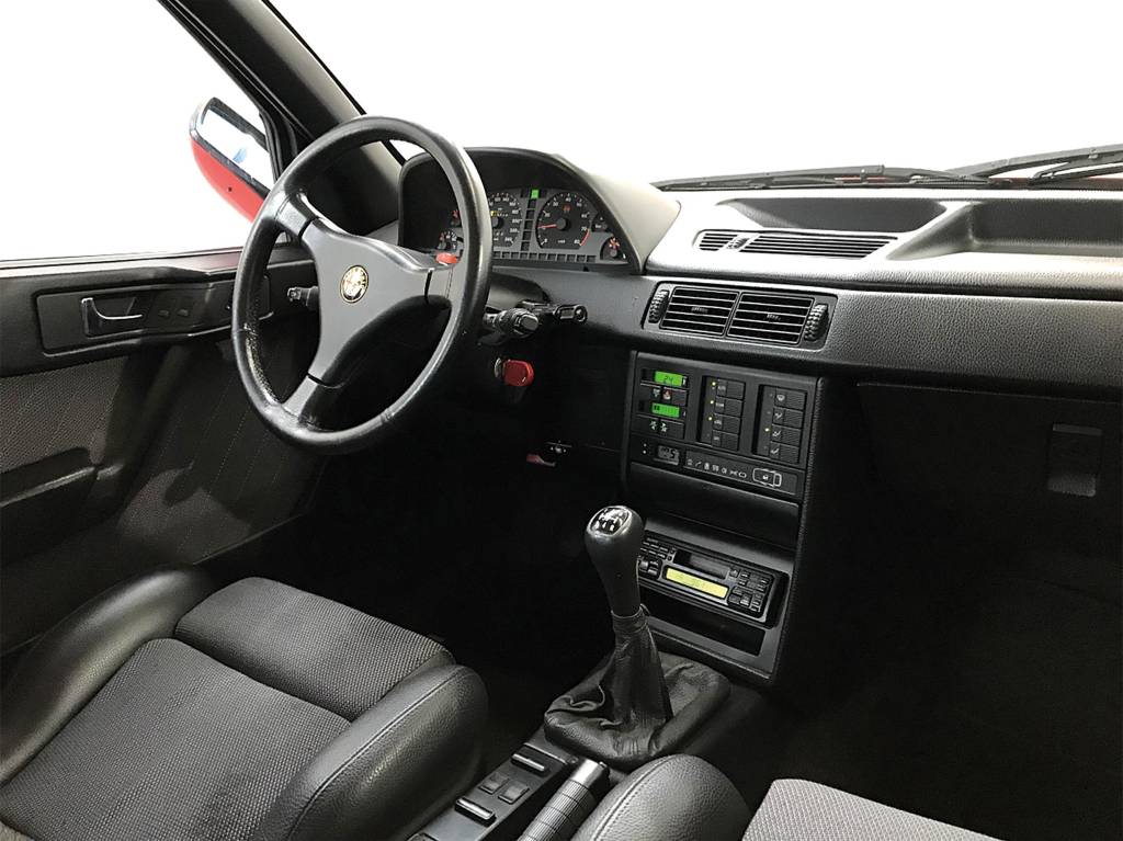 Interior Alfa Romeo 155