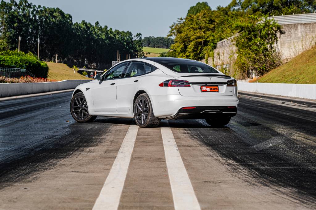 Tesla Model S Plaid