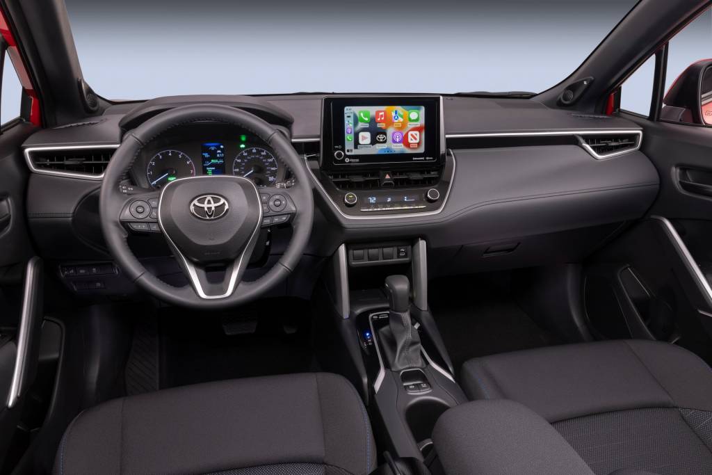 2023-Toyota-Corolla-Cross-Hybrid
