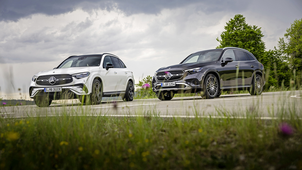 Mercedes-Benz GLC SUV (X254); 2022Mercedes-Benz GLC SUV (X254); 2022 Mercedes GLC duas versões