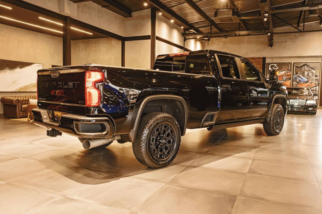 _FLP9887 Chevrolet Silverado 2500 HD Z71