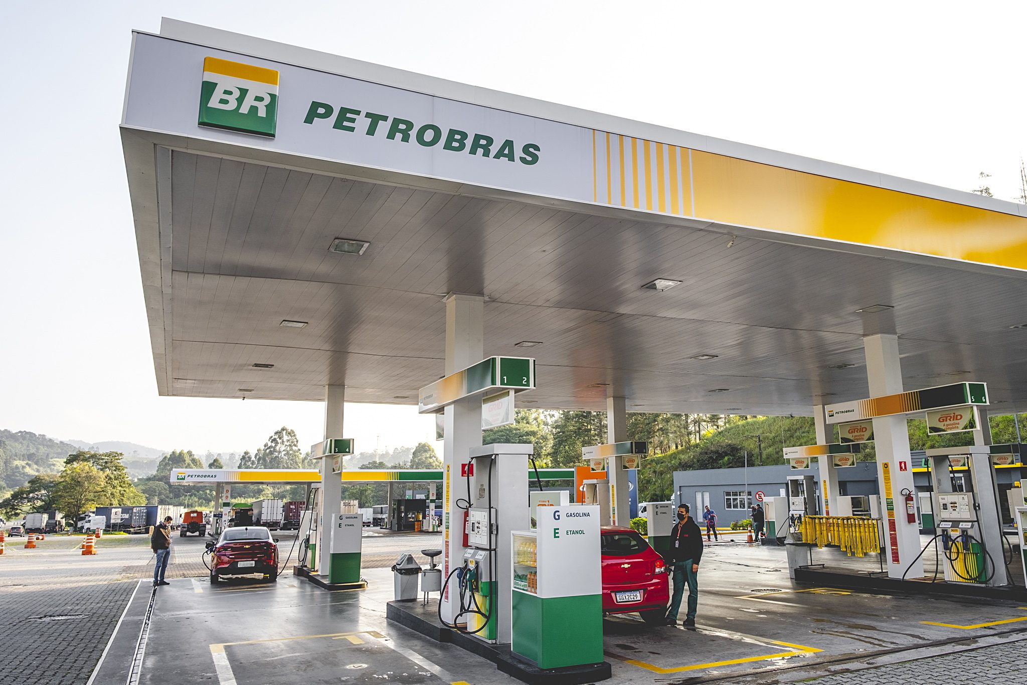 Preço da gasolina sobe 12,5% nos postos em 2023; veja a variação