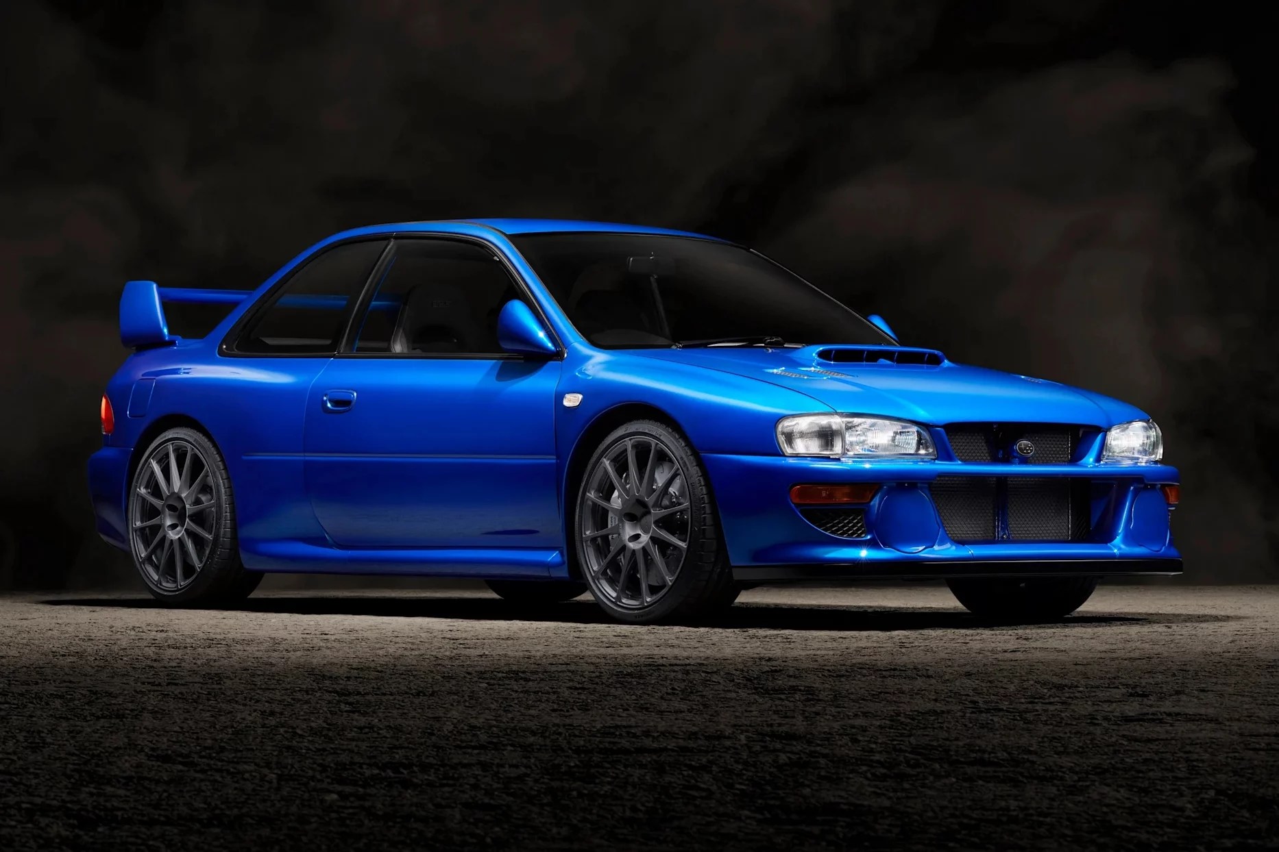 Prodrive_P25_Subaru_WRX_STi_22B_3-e1656159195985.webp