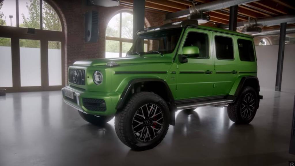 MERCEDES-AMG G 63 4x4² lateral