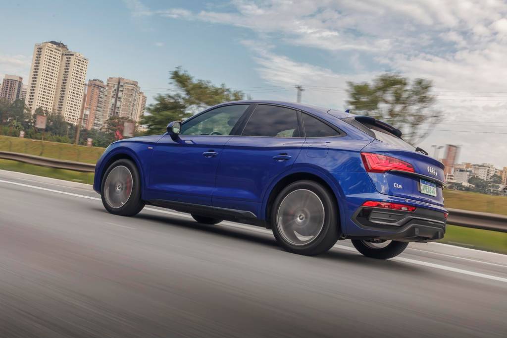 audi Q5 eTFSI híbrido Plug-in brasil