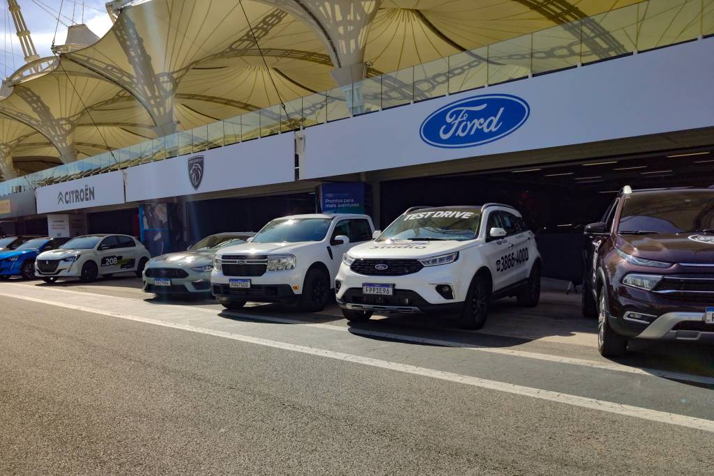 Exposição de carros no Festival Interlagos Ford