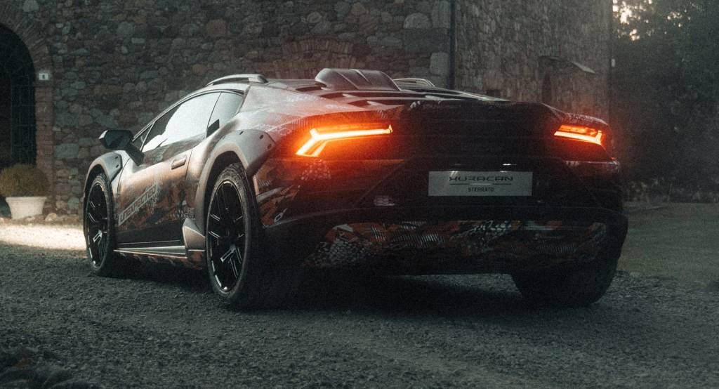 Lamborghini Sterrato traseira