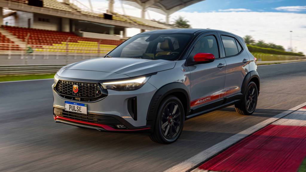 Pulse-Abarth-6 Fiat Pulse Abarth