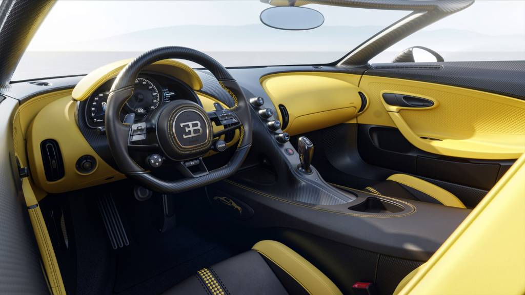 Bugatti W16 Mistral interior