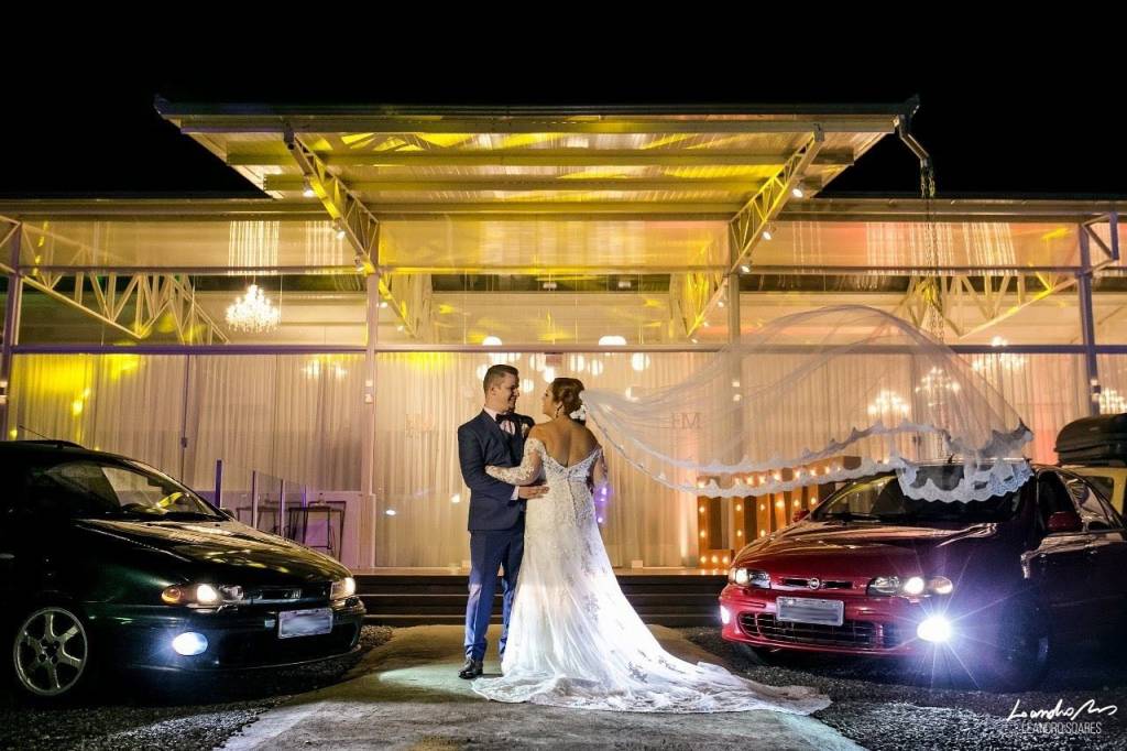 CASAMENTO – A ESQUERTA MT DO DIOGO E A DIREITA 24 DA MARCELLE Sempre juntos: os Marea participaram até do casamento de Diogo e Marcelle
