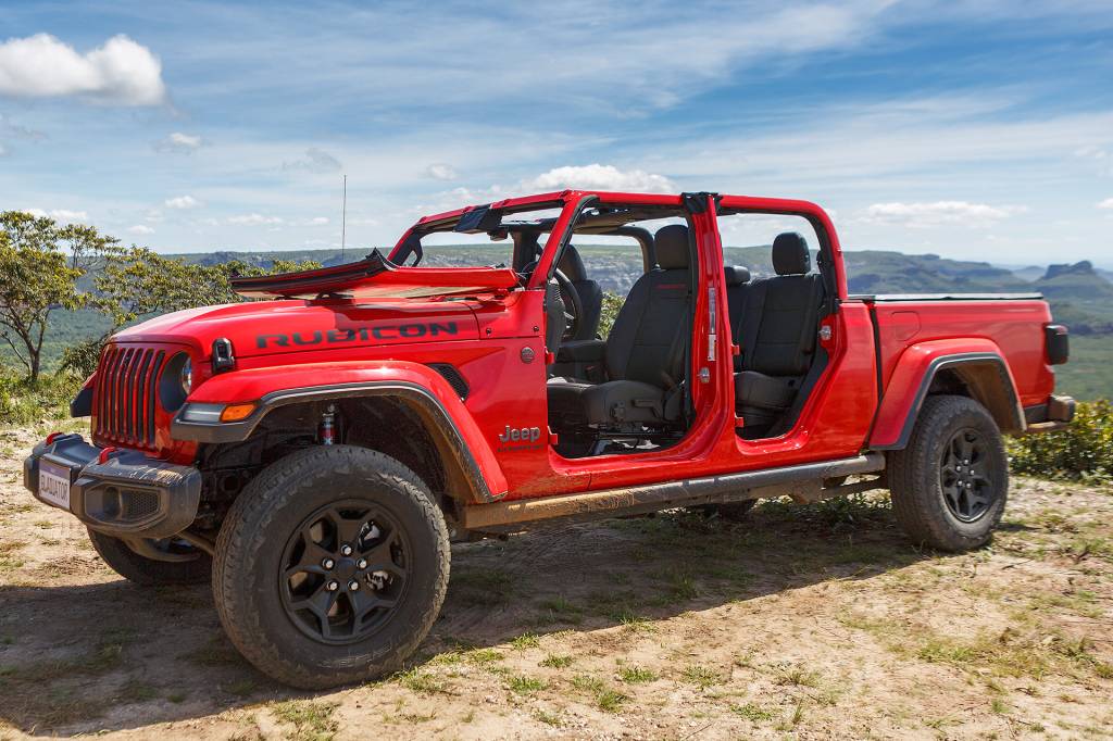 Com vendas em baixa, Jeep Gladiator tem mais de R$ 70.000 de desconto