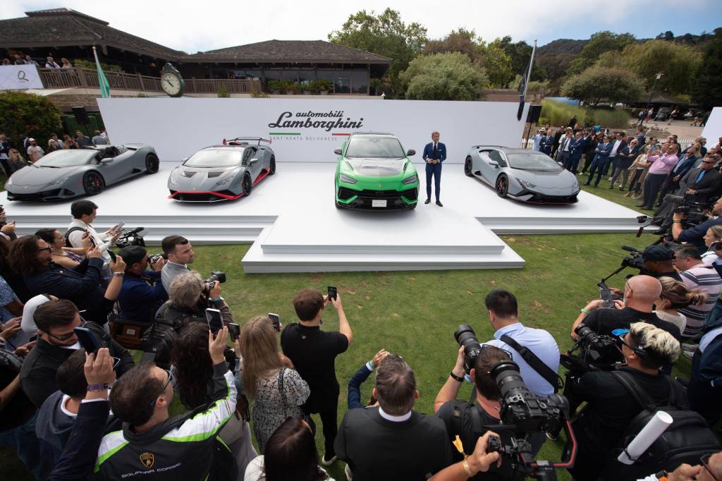 Não é só de clássicos que se faz o Monterey Car Week. Há cada vez mais marcas a usar este palco para revelar os seus novos modelos, como a Lamborghini, que mostrou o Urus Performante, com Stephan Winkelmann, o CEO da marca italiana, a servir de anfitrião