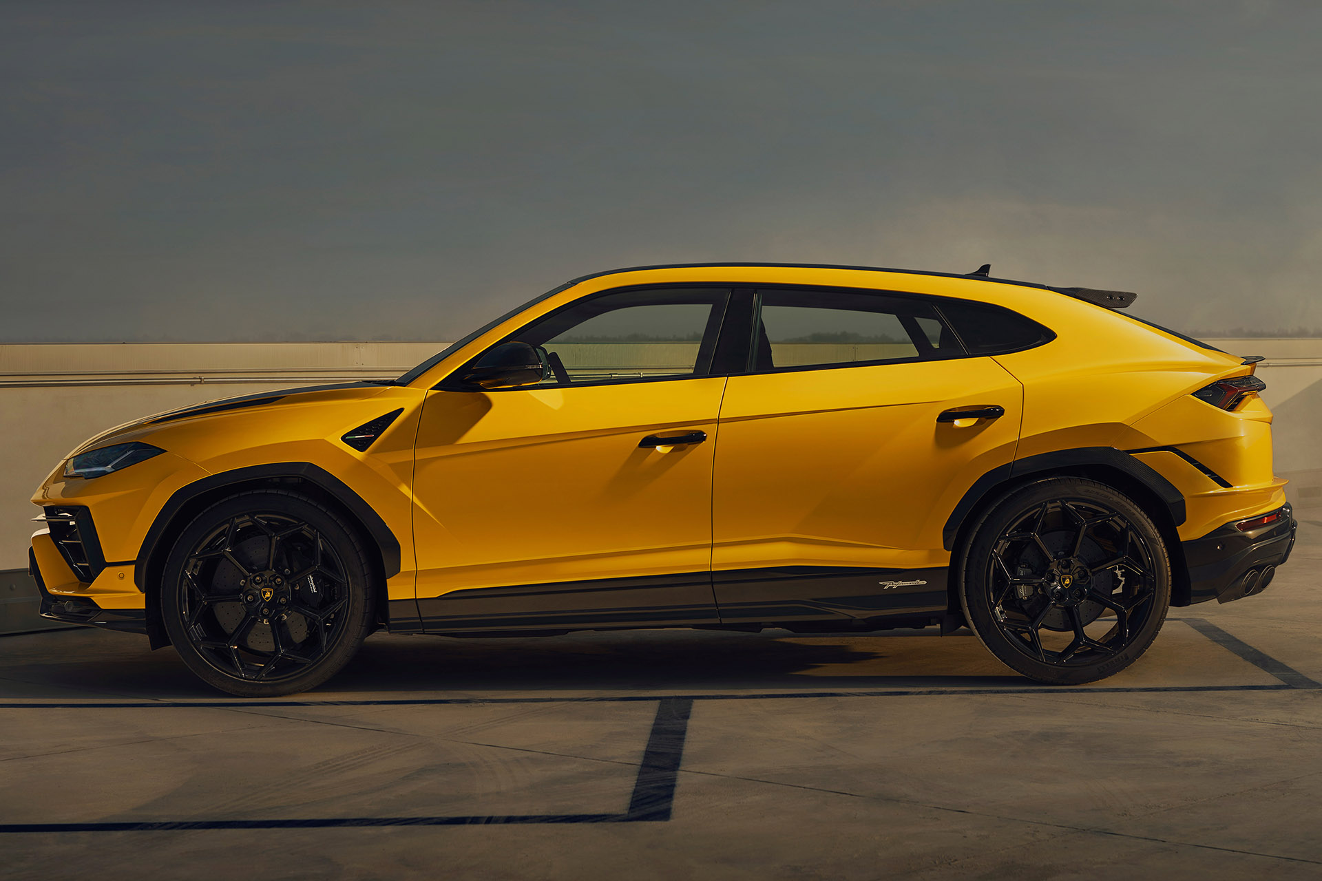 Lamborghini Urus Performante é Suv Endiabrado Com 666 Cv E 306 Kmh