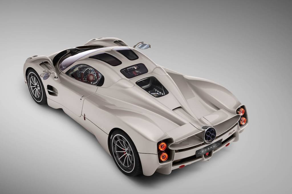 Pagani Utopia traseira