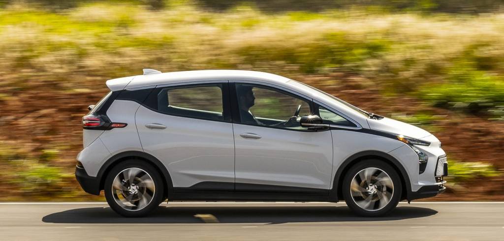 Chevrolet Bolt EV lateral