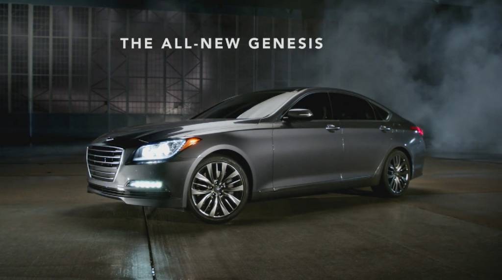 2015-Hyundai-Genesis-2
